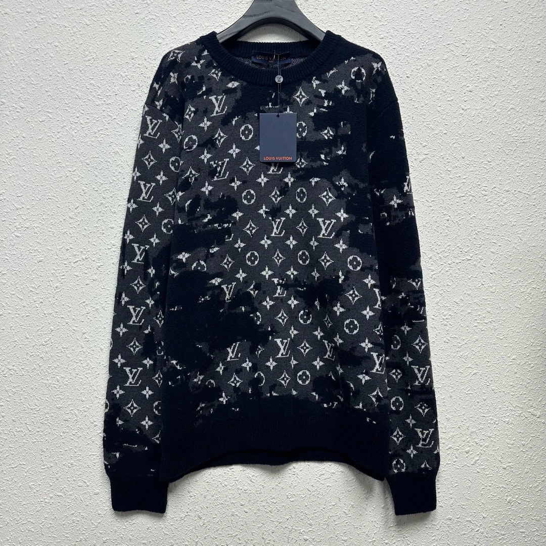 未使用 LouisVuitton/路易威登 挂毯老花满印毛衣 4L码 DY12431