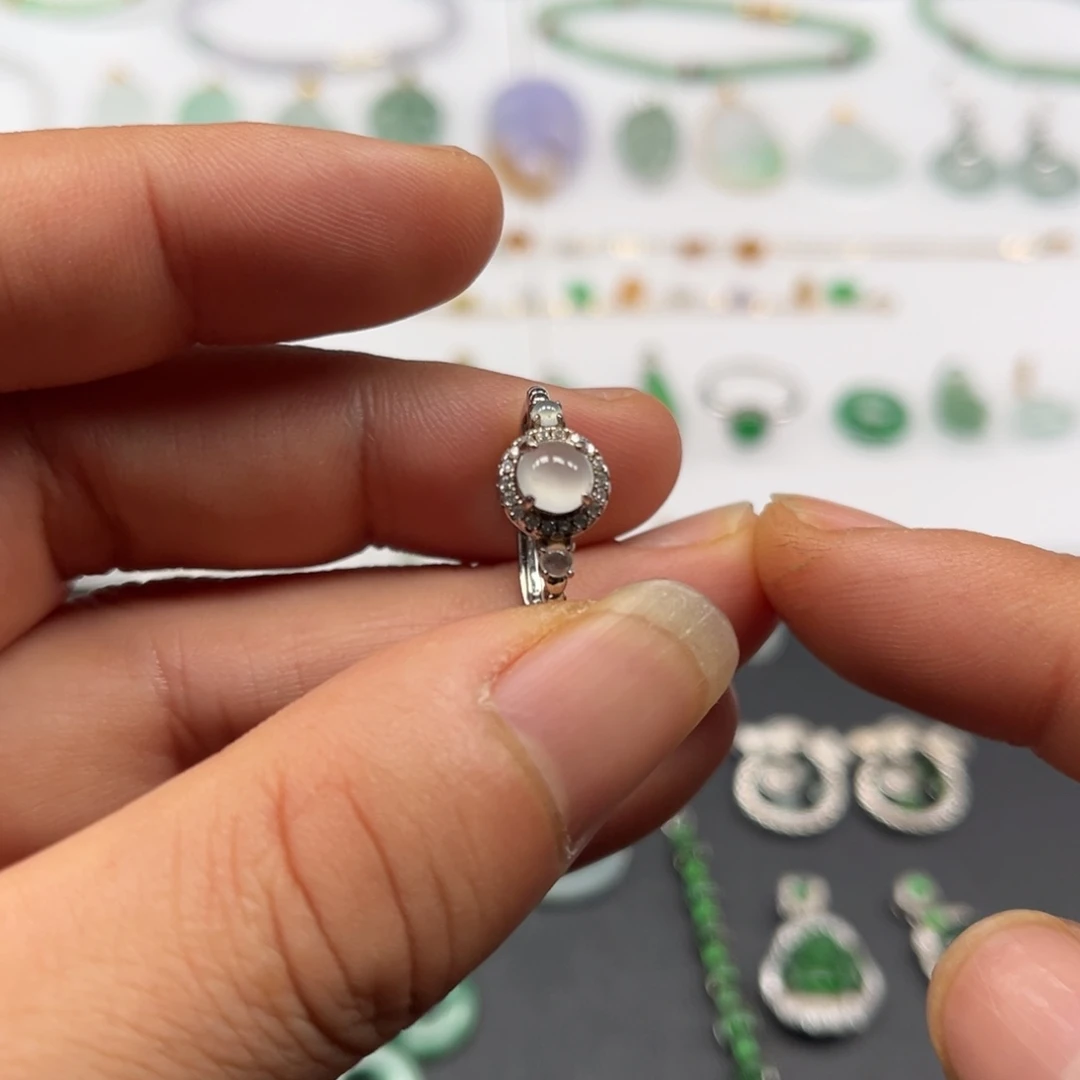 翡翠银S925镶嵌戒指福利