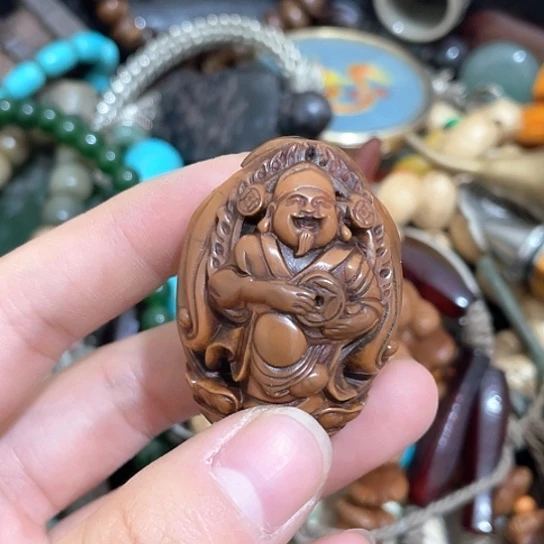 桑***娅三醋酯纤维经常被别人的情绪所