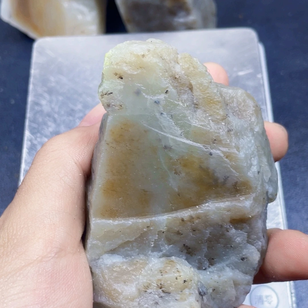 未镶嵌和田玉珠宝半成品