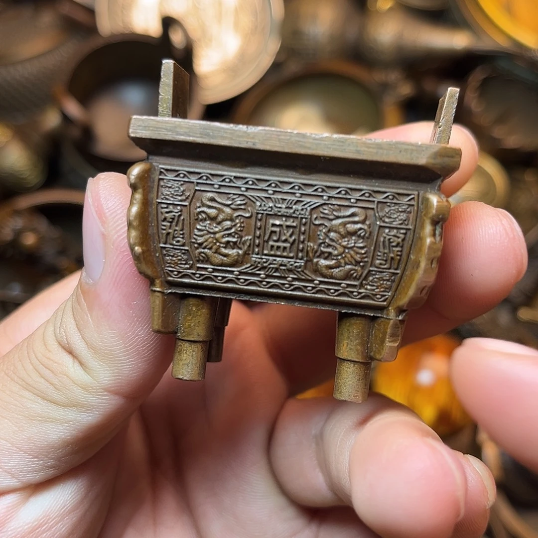 精美铜器工艺品等