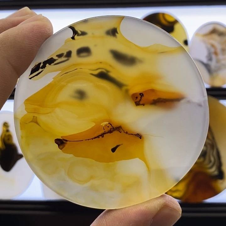 玛瑙/玉髓合金颈饰