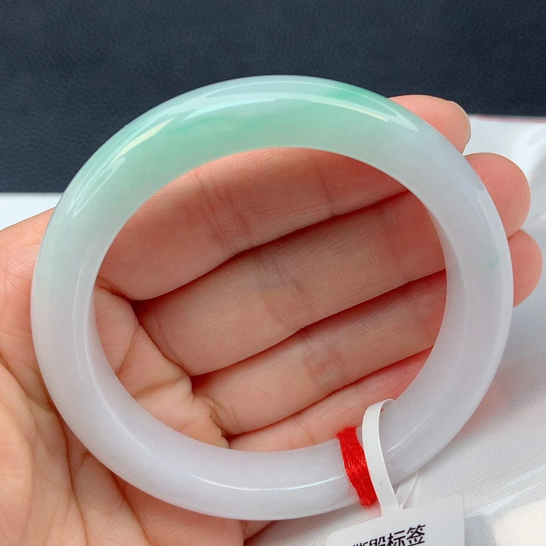 未镶嵌手镯翡翠54圈