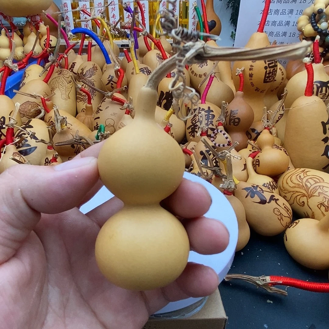 張***輝香榧木葫芦工艺品