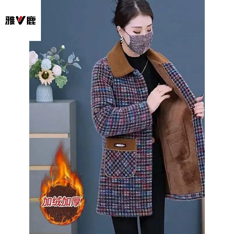 雅鹿优选中年母亲貂绒衣秋冬新款中老年妇女绒增厚外套