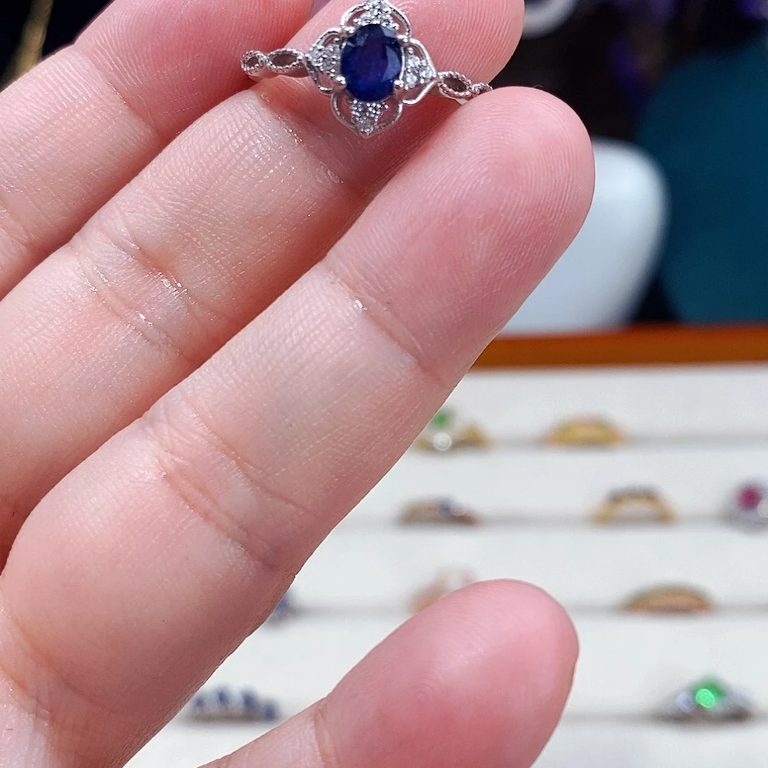 蓝宝石戒指银S925镶嵌