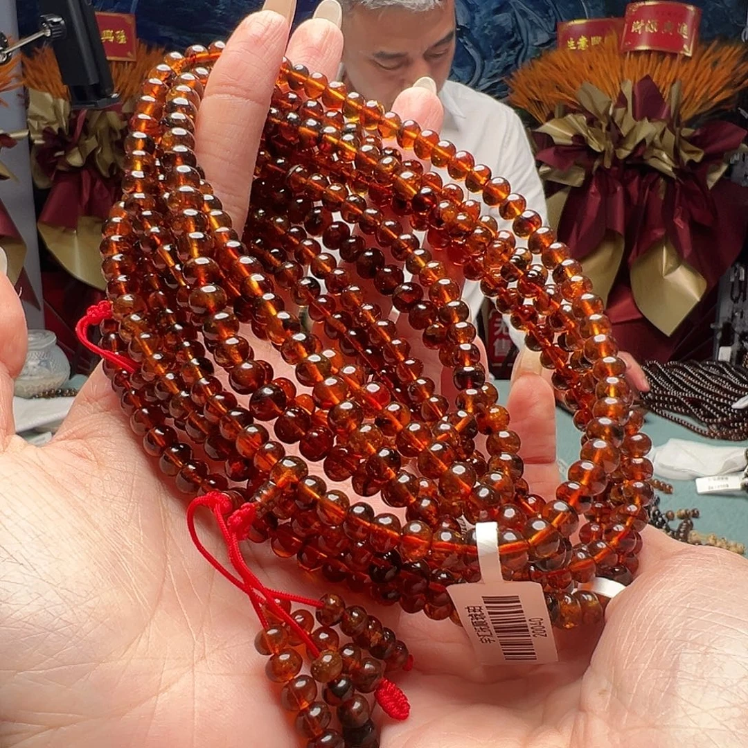 琥珀未镶嵌裸石抚顺琥珀20040六多样性发其一