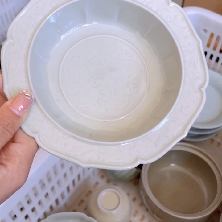 微瑕冰台色山竹缠枝纹壶承