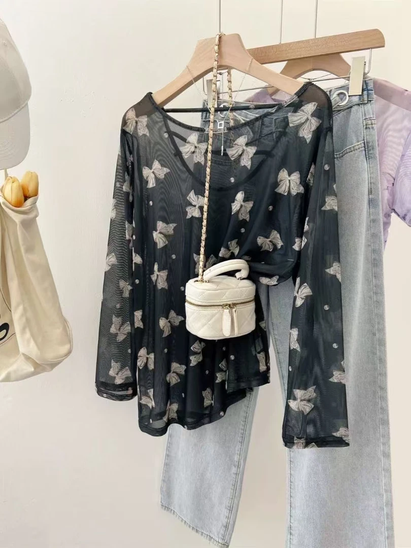 韩版时尚蝴蝶印花长袖t恤女夏性背休闲洋气微透宽松罩衫上衣A013