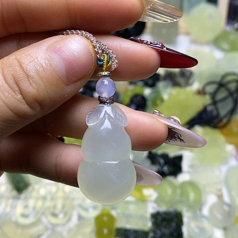 【闪购商品】蛇纹石玉颈饰未镶嵌
