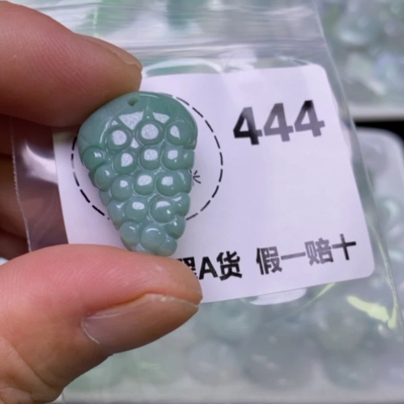 【闪购商品】翡翠未镶嵌吊坠(不含链)