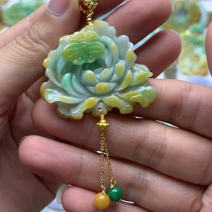 颈饰未镶嵌翡翠翡翠