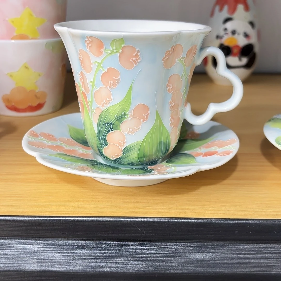 手绘创意高温釉下彩陶瓷