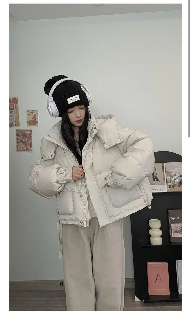 短款宽松羽绒服时尚运动休闲女款