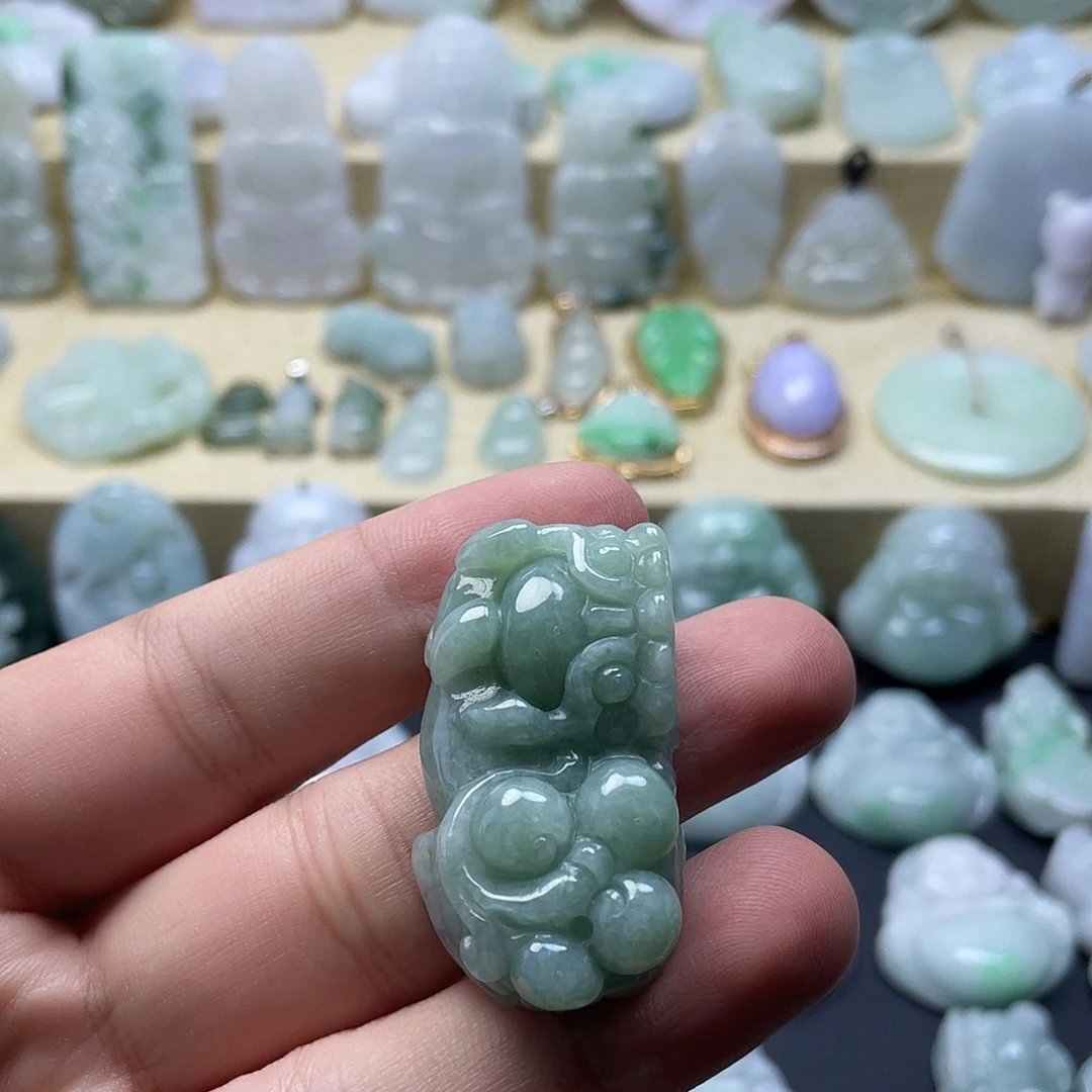 颈饰未镶嵌翡翠纯天然翡翠