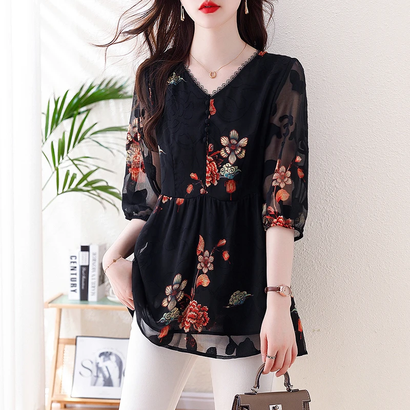 大码女装宽松显瘦时尚遮肚子T恤衬衫夏季花边V领七分袖雪纺衫上衣