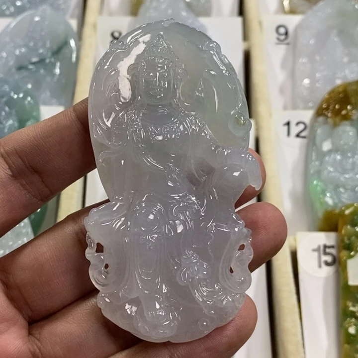 颈饰未镶嵌翡翠牛***琴水月