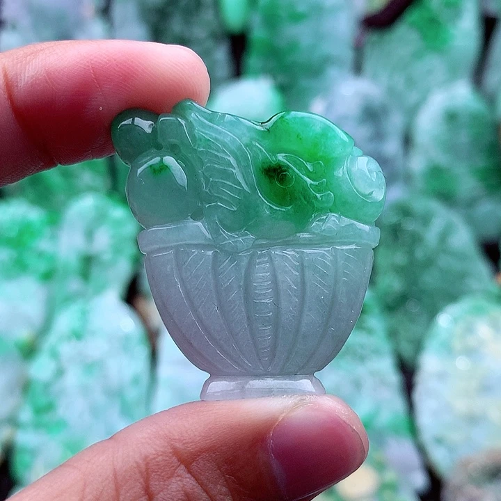 翡翠吊坠(不含链)未镶嵌