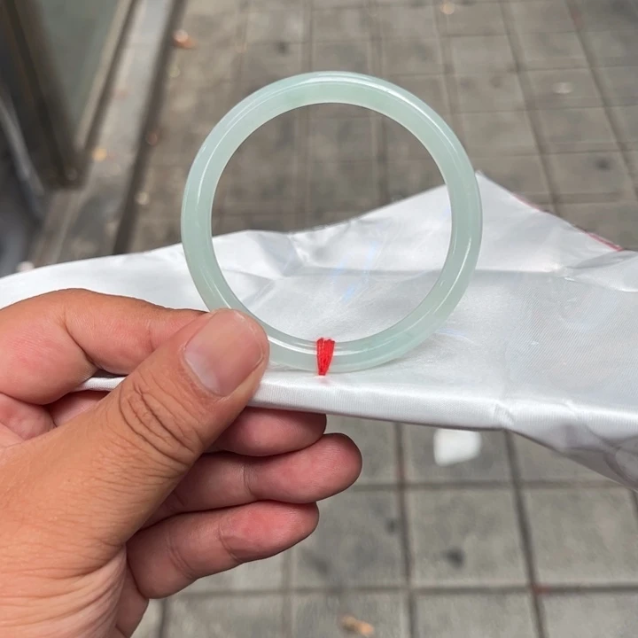涂***鸭未镶嵌手镯翡翠51➕圆条