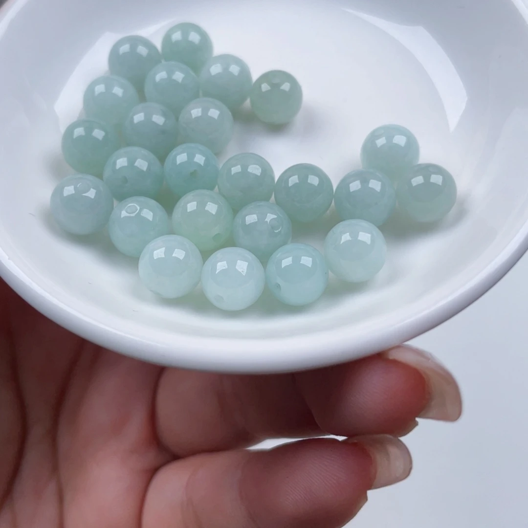 翡翠散珠卡8.3,24颗58