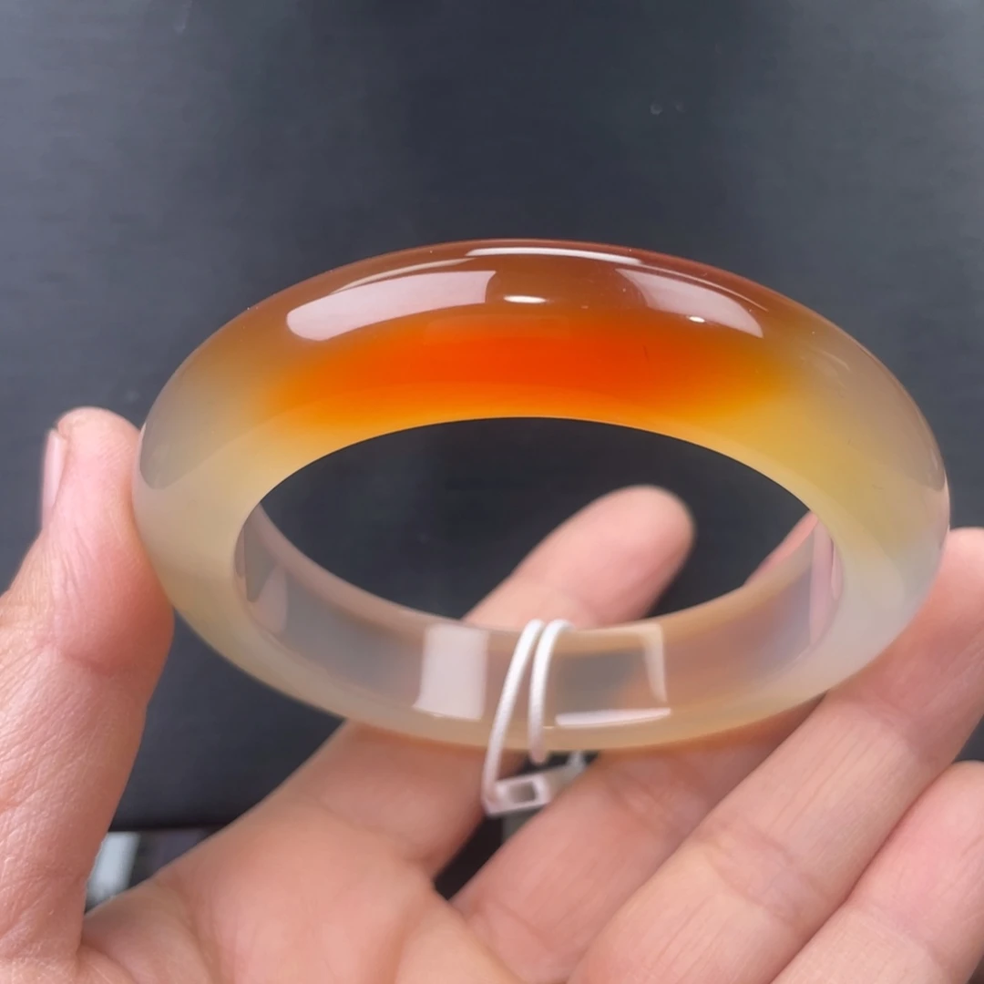 玛瑙/玉髓未镶嵌手镯57圈