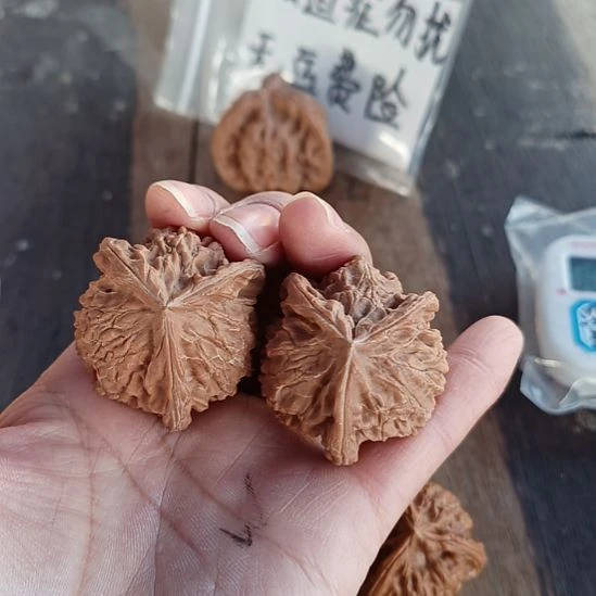 ****️三棱打文玩核桃三棱
