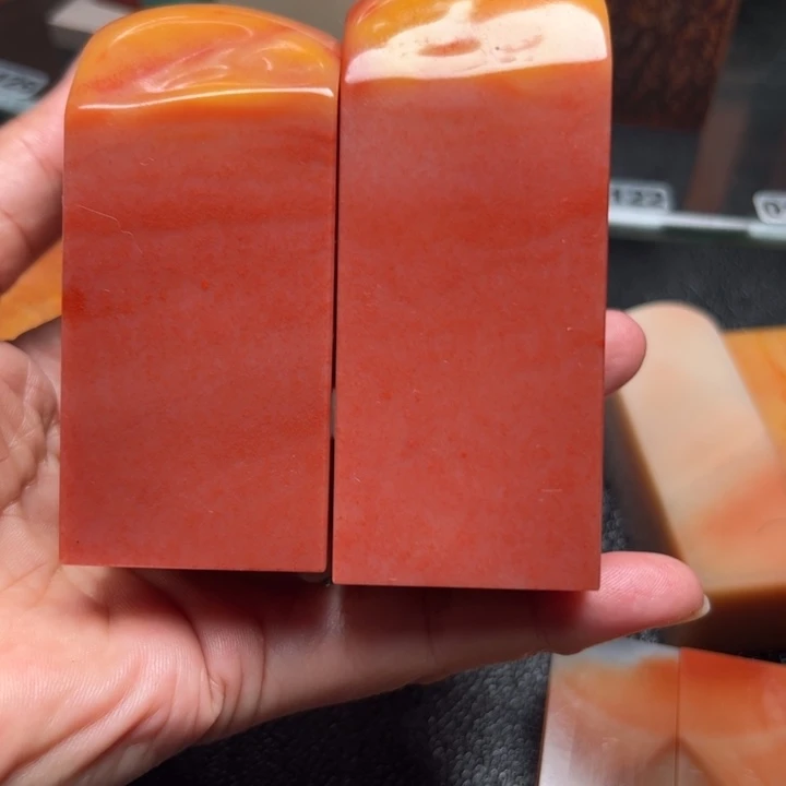 老挝石飛****。我们的确是