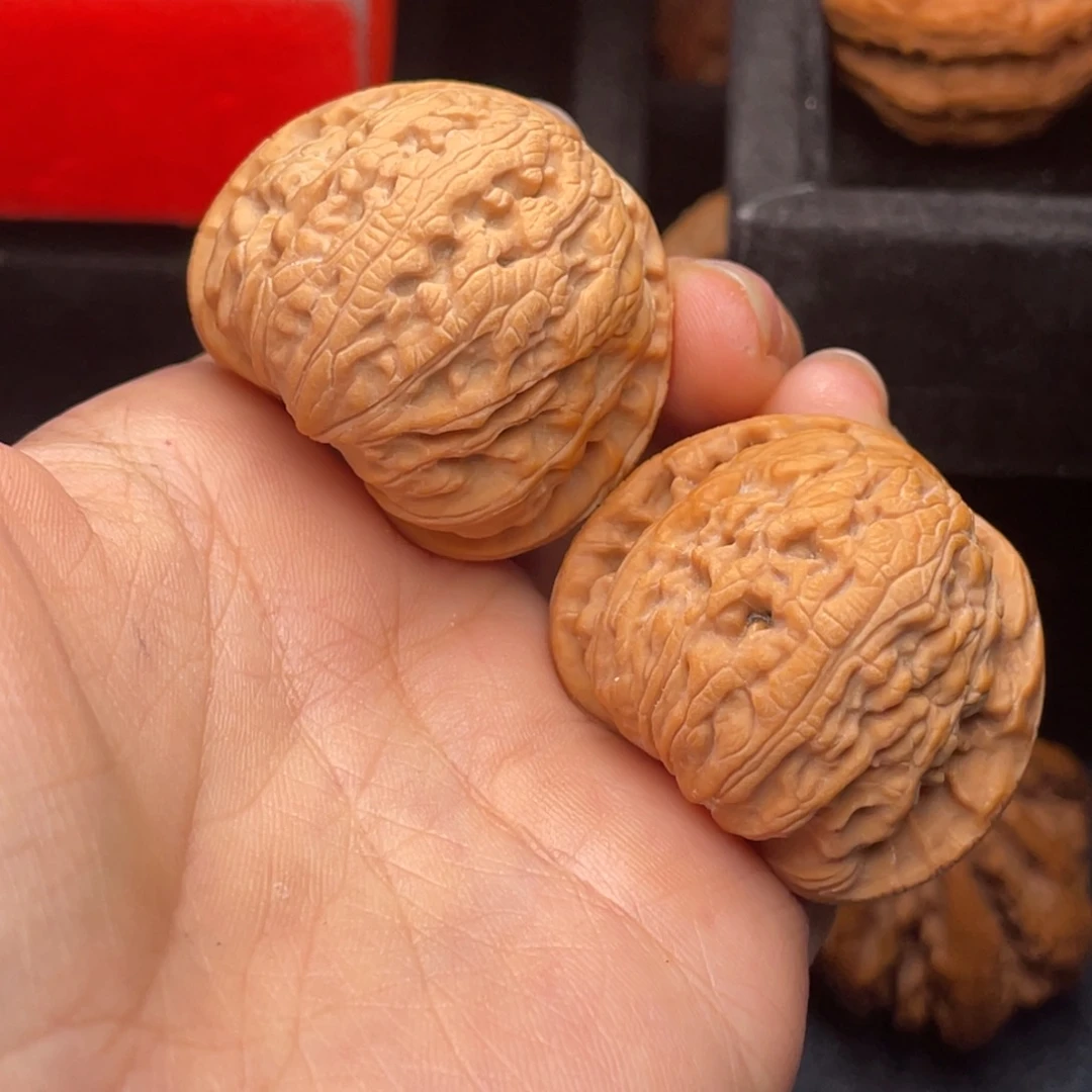 文玩核桃吊坠秦岭核桃66