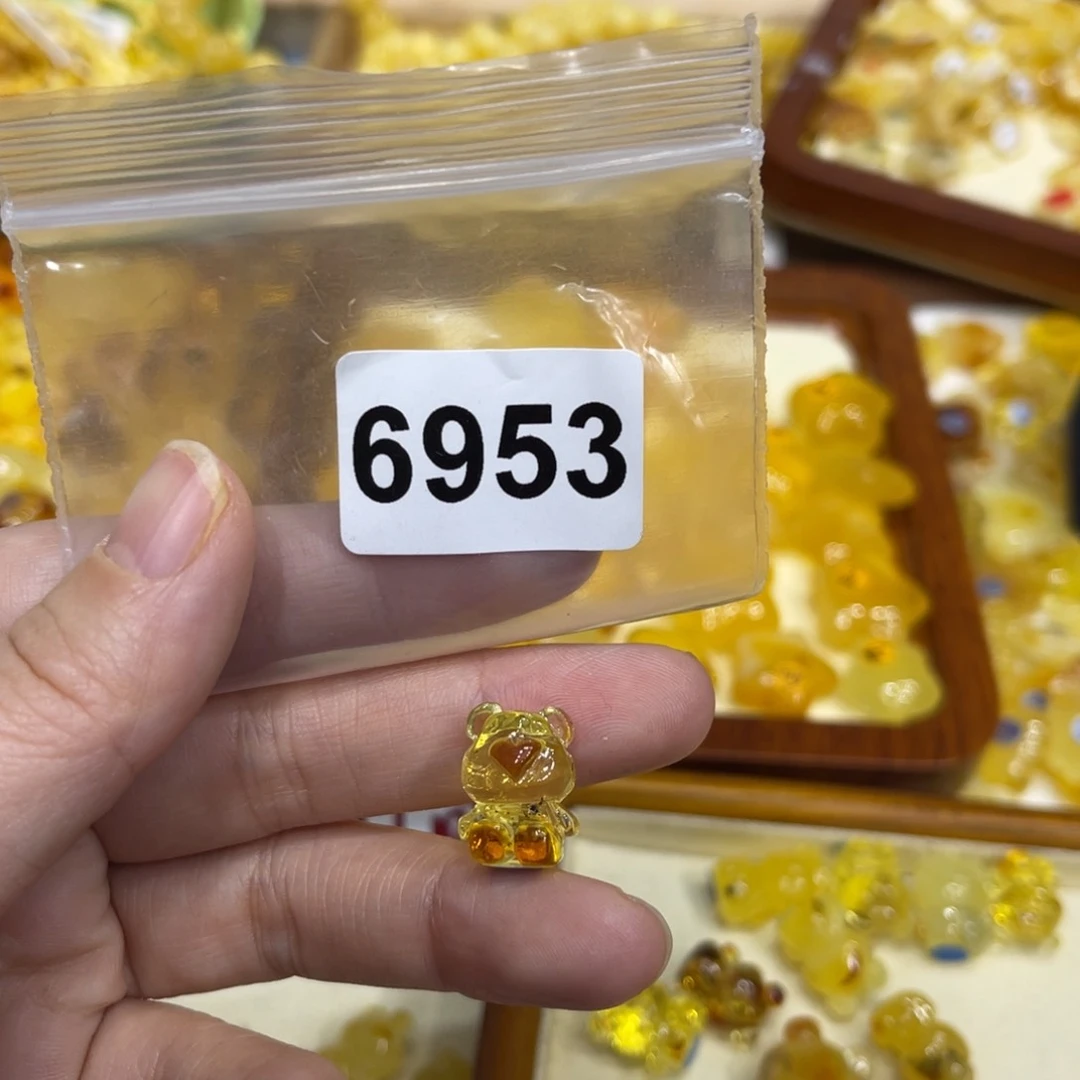 琥珀珠宝奇石未镶嵌