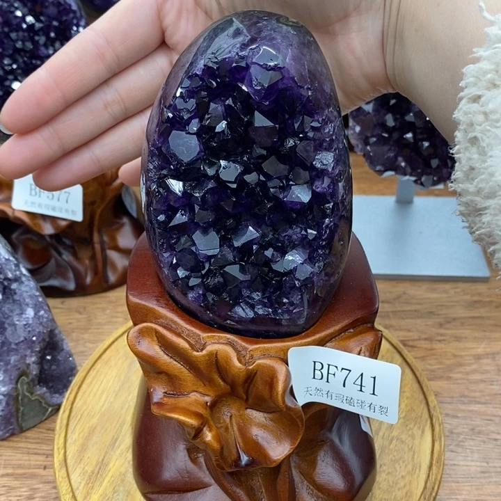 紫晶大型摆件（非配饰）未镶嵌