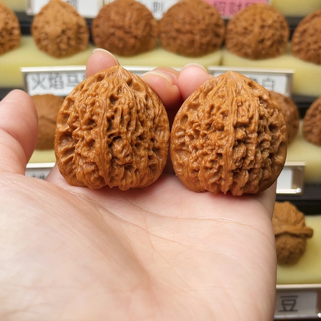 文玩核桃吊坠南疆38尺711