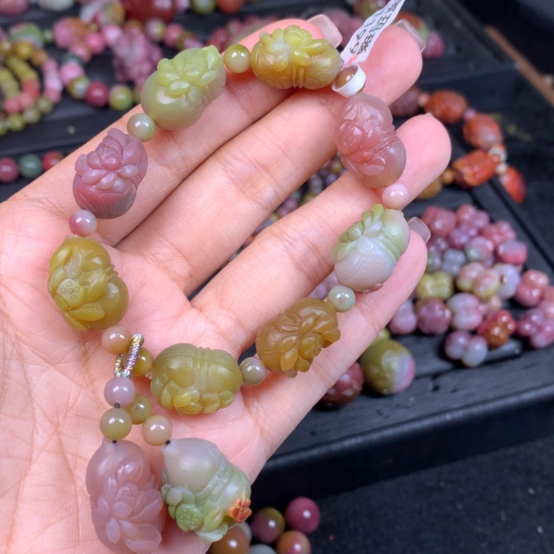 南红玛瑙未镶嵌手链