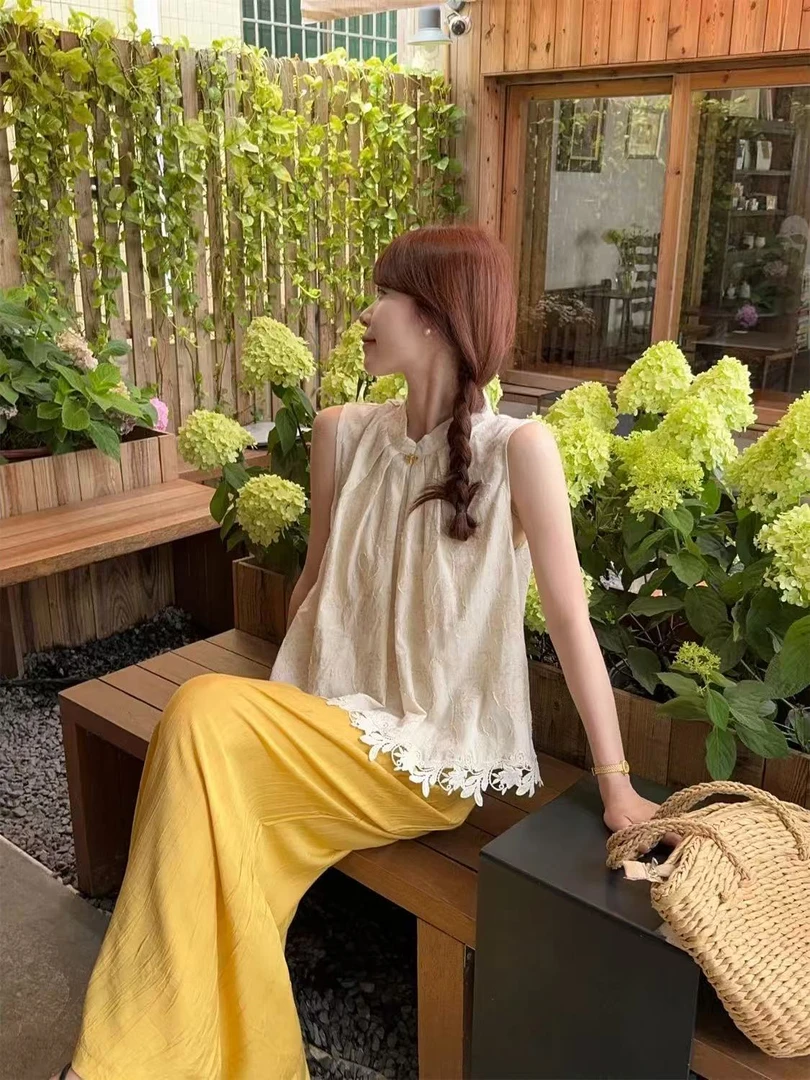 MEENI@A819 新中式复古盘扣气质花边背心 6-28