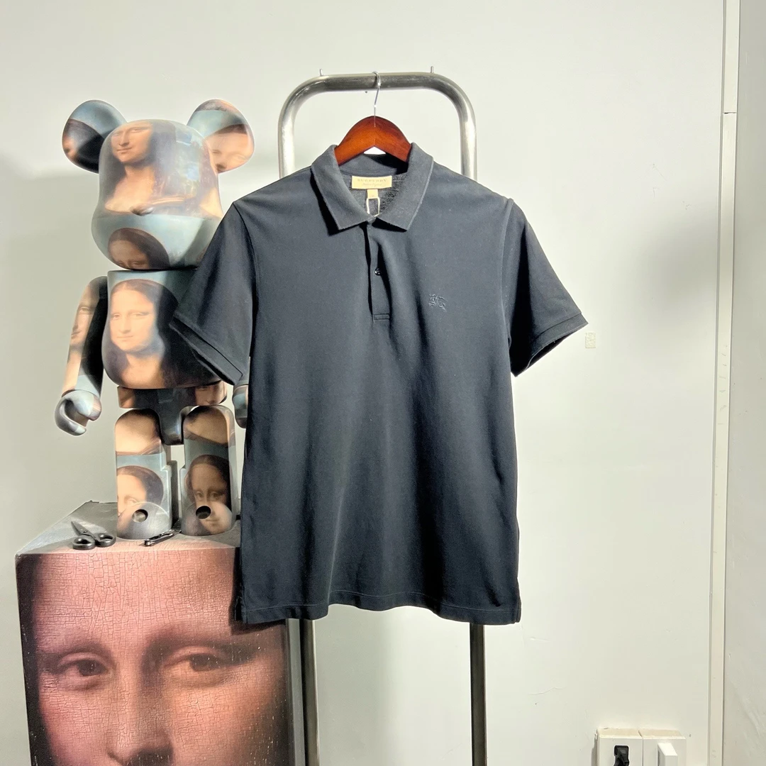 99新 BURBERRY/博柏利 短袖 R2323 尺码：M胸围52衣长69