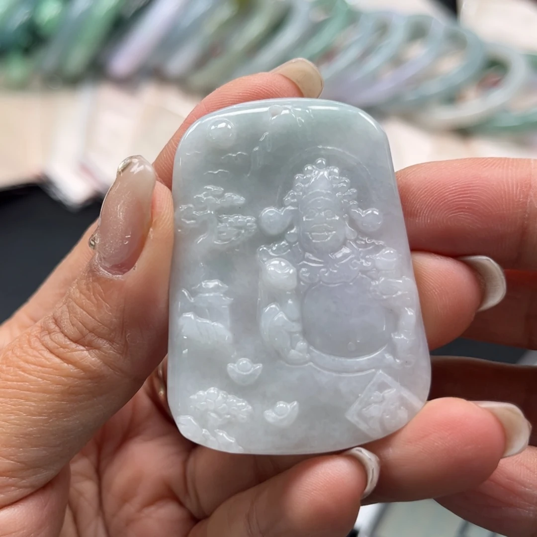 翡翠未镶嵌颈饰财神爷