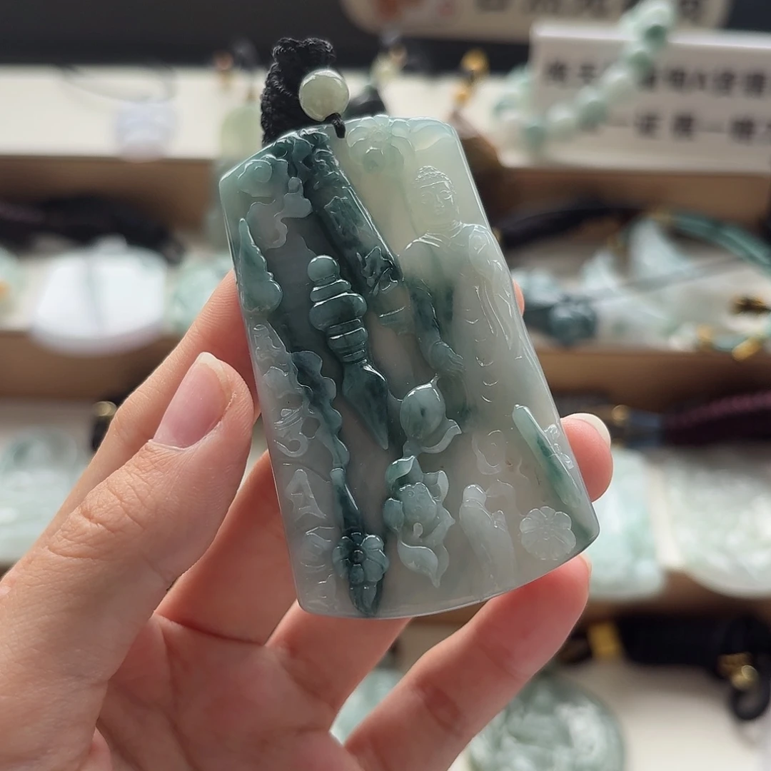 颈饰未镶嵌翡翠翡翠
