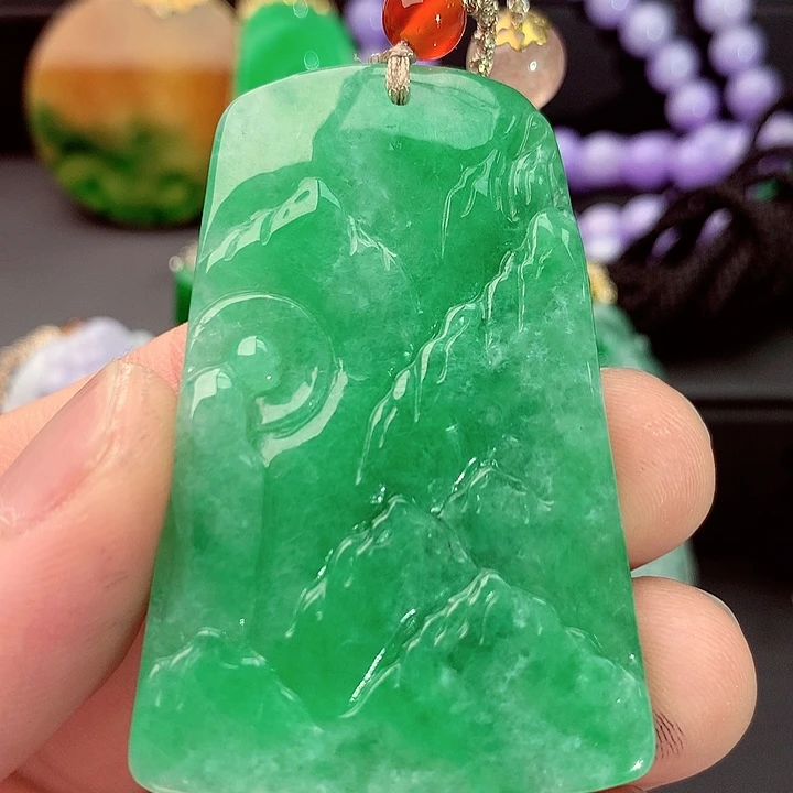 吊坠(不含链)未镶嵌翡翠