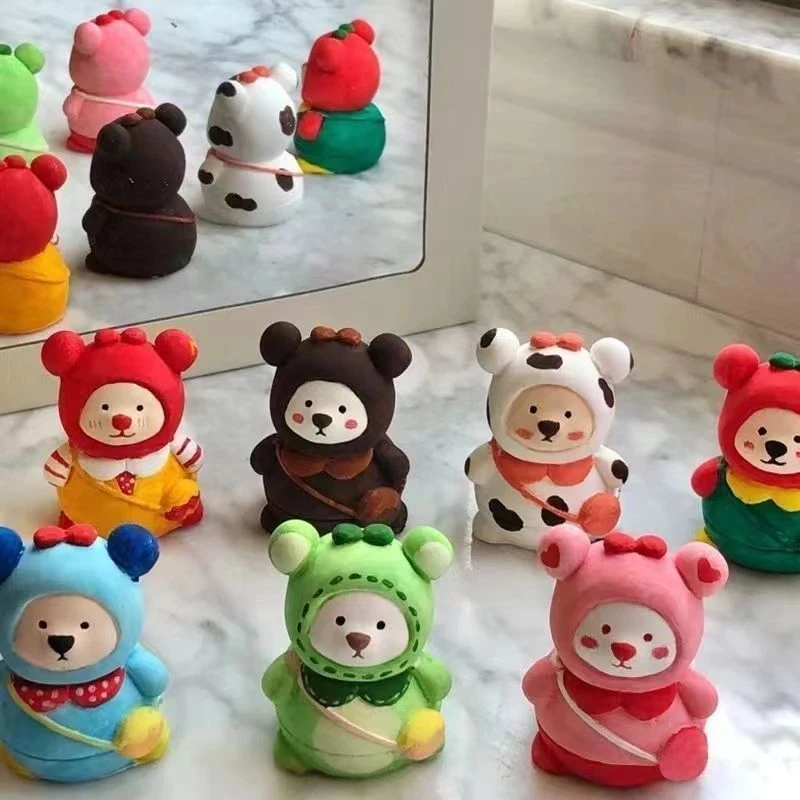 潮玩彩绘石膏娃娃背包熊3D立体彩绘石膏娃娃DIY儿童涂色3d立体