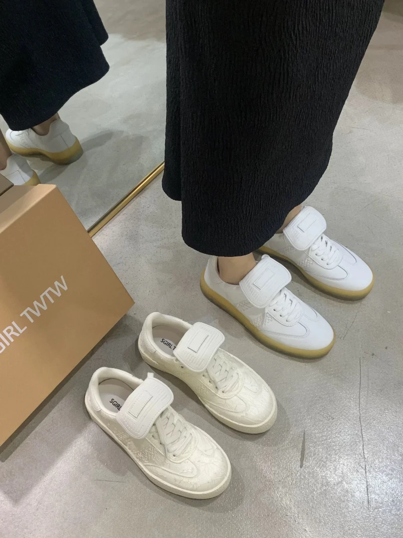 SGIRL TWTW翻盖德训鞋女时尚圆头系带小白鞋透气舒适板鞋