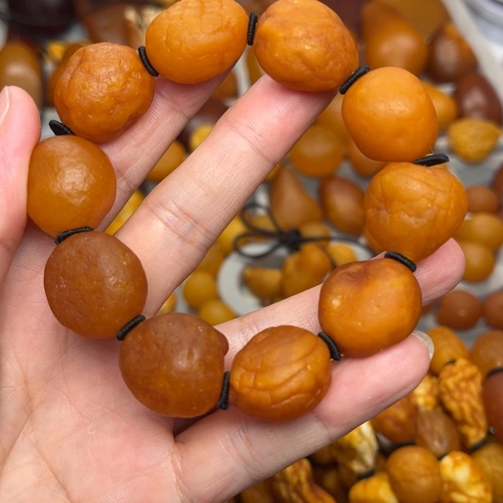 琥珀未镶嵌裸石天然蜜蜡手串