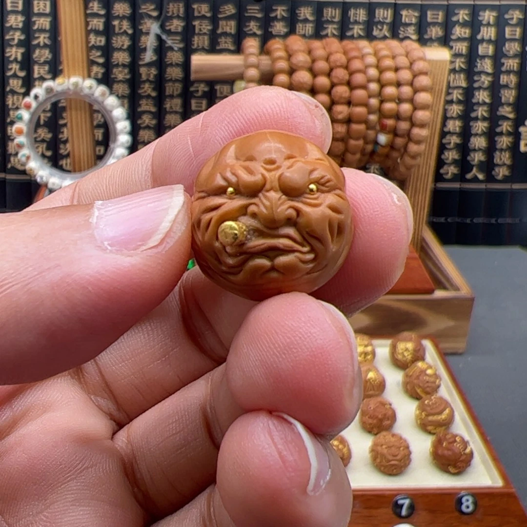 猴头核桃吊坠烟鬼