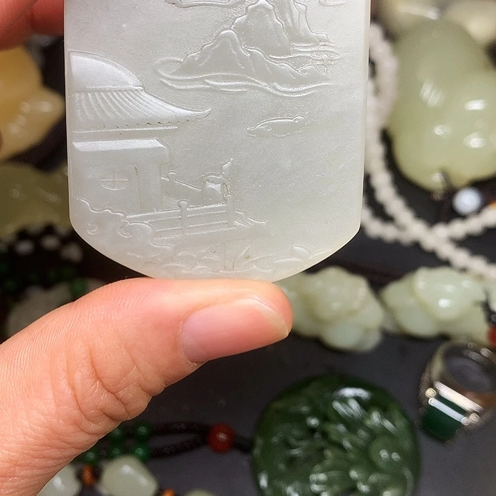 和田玉未镶嵌颈饰