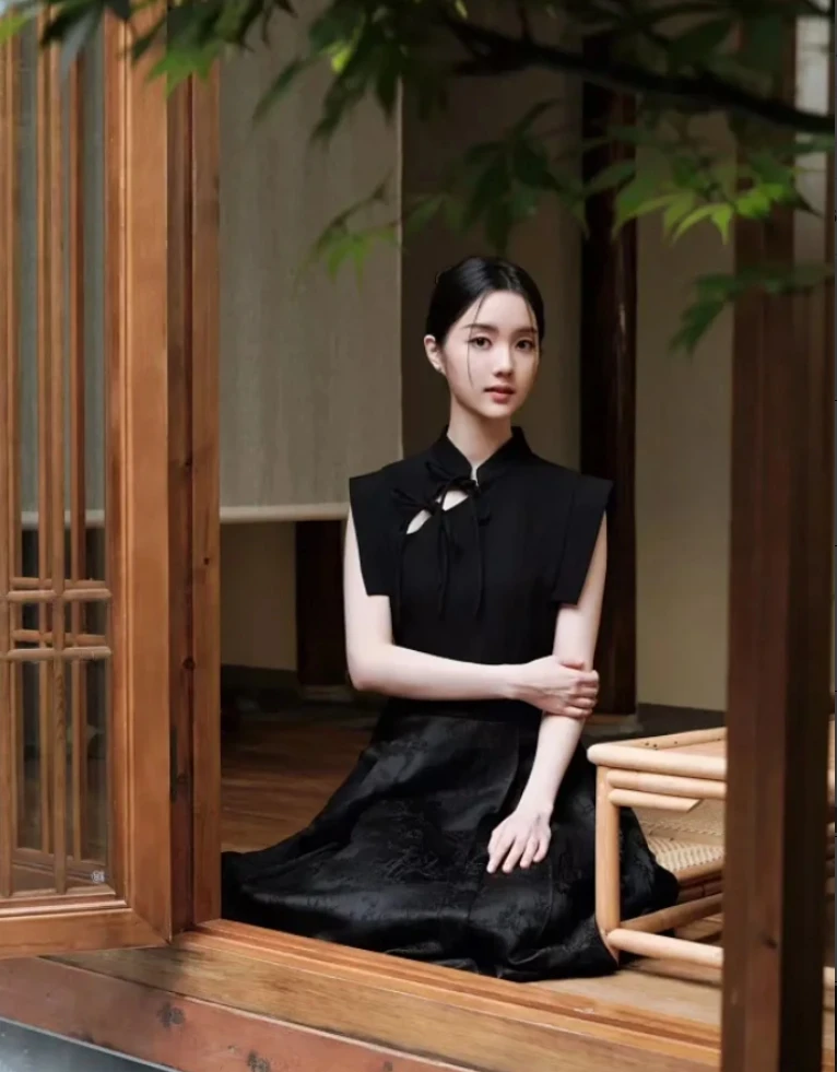 【杨柳依依】新中式国风立领绑带蝴蝶结拼接复古改良风长裙LSQ2589