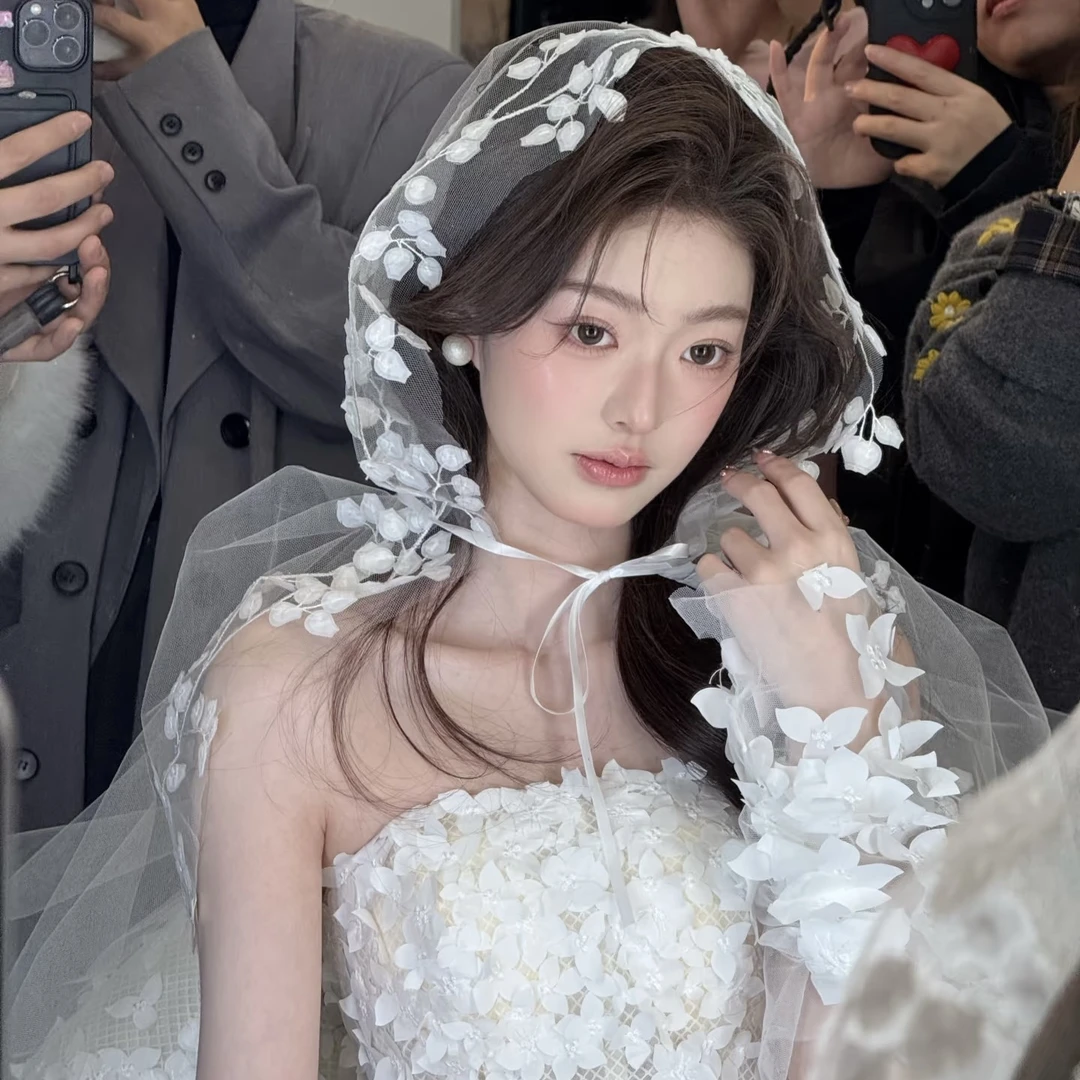 1335新款康康老师同款韩式复古树叶头纱新娘婚纱礼服