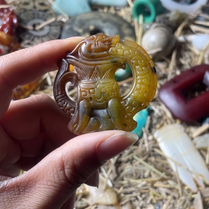 和田玉未镶嵌吊坠(不含链)