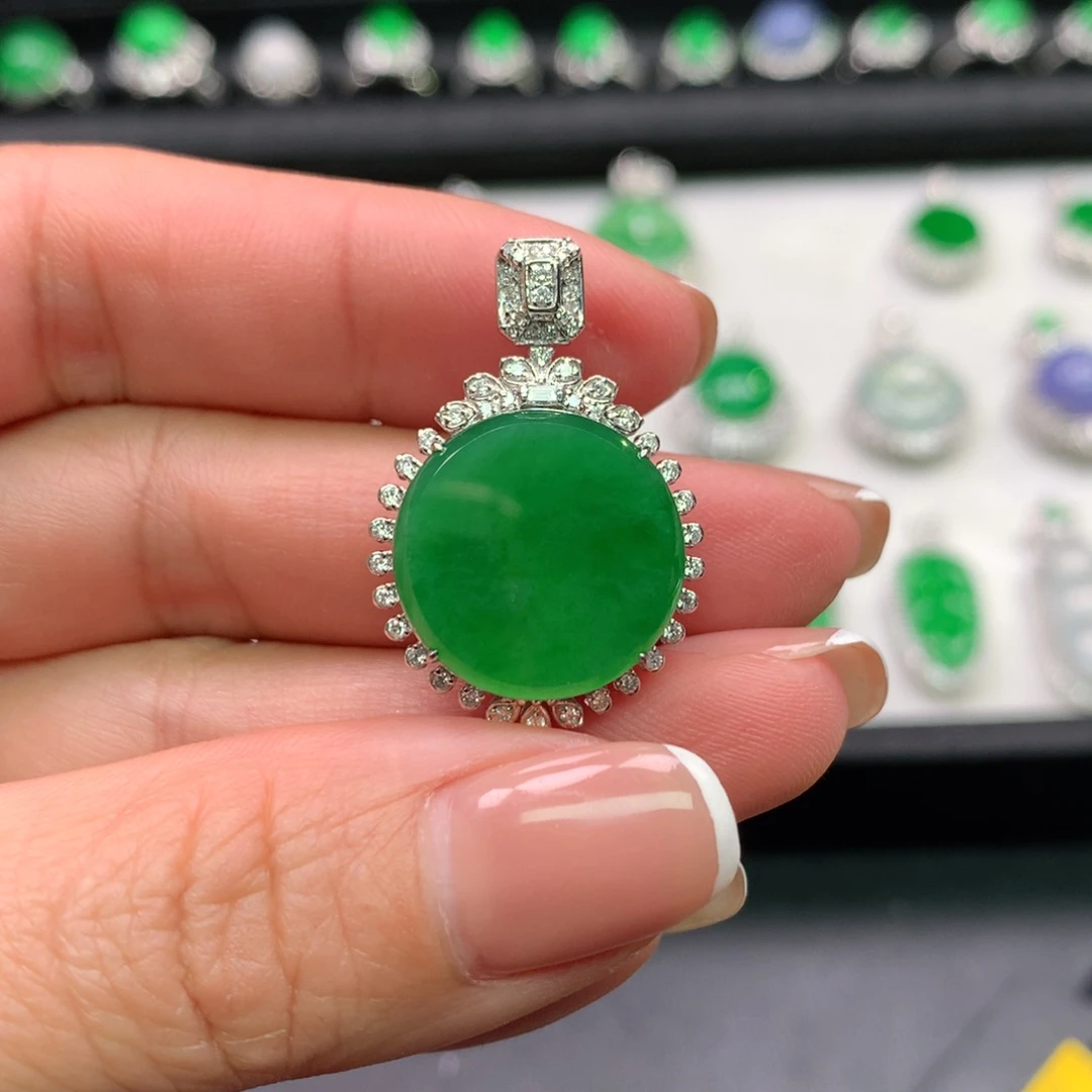 翡翠吊坠(不含链)18K金镶嵌用****5