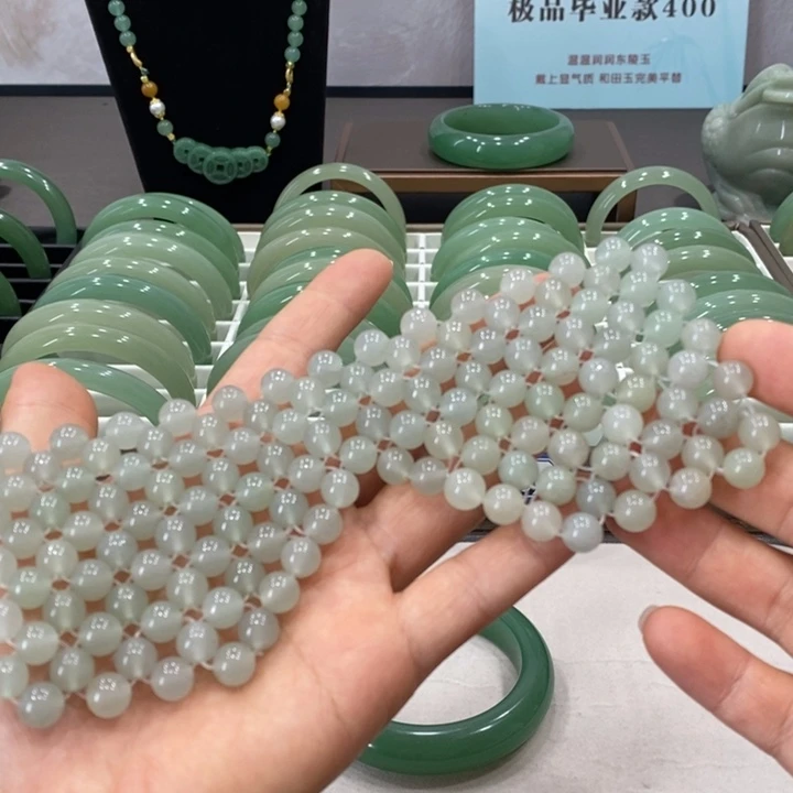 东陵石手镯（圆镯）未镶嵌