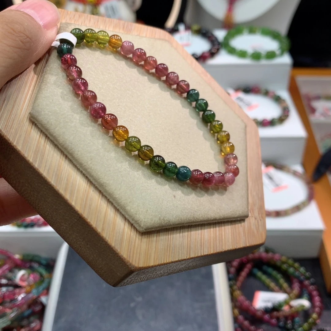 手链碧玺未镶嵌    5mm。