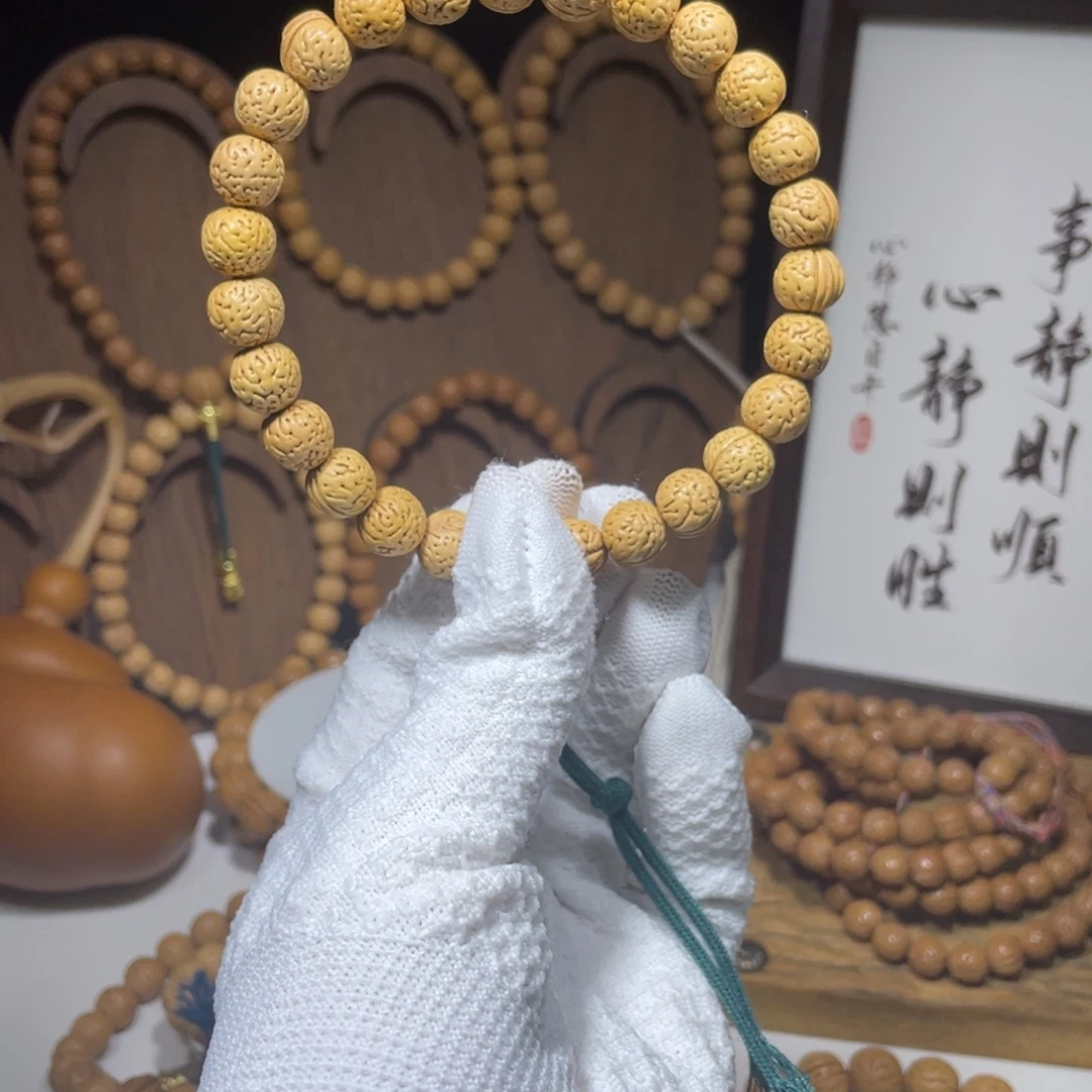 桃核吊坠野生小桃核密纹“招财进宝”无袖