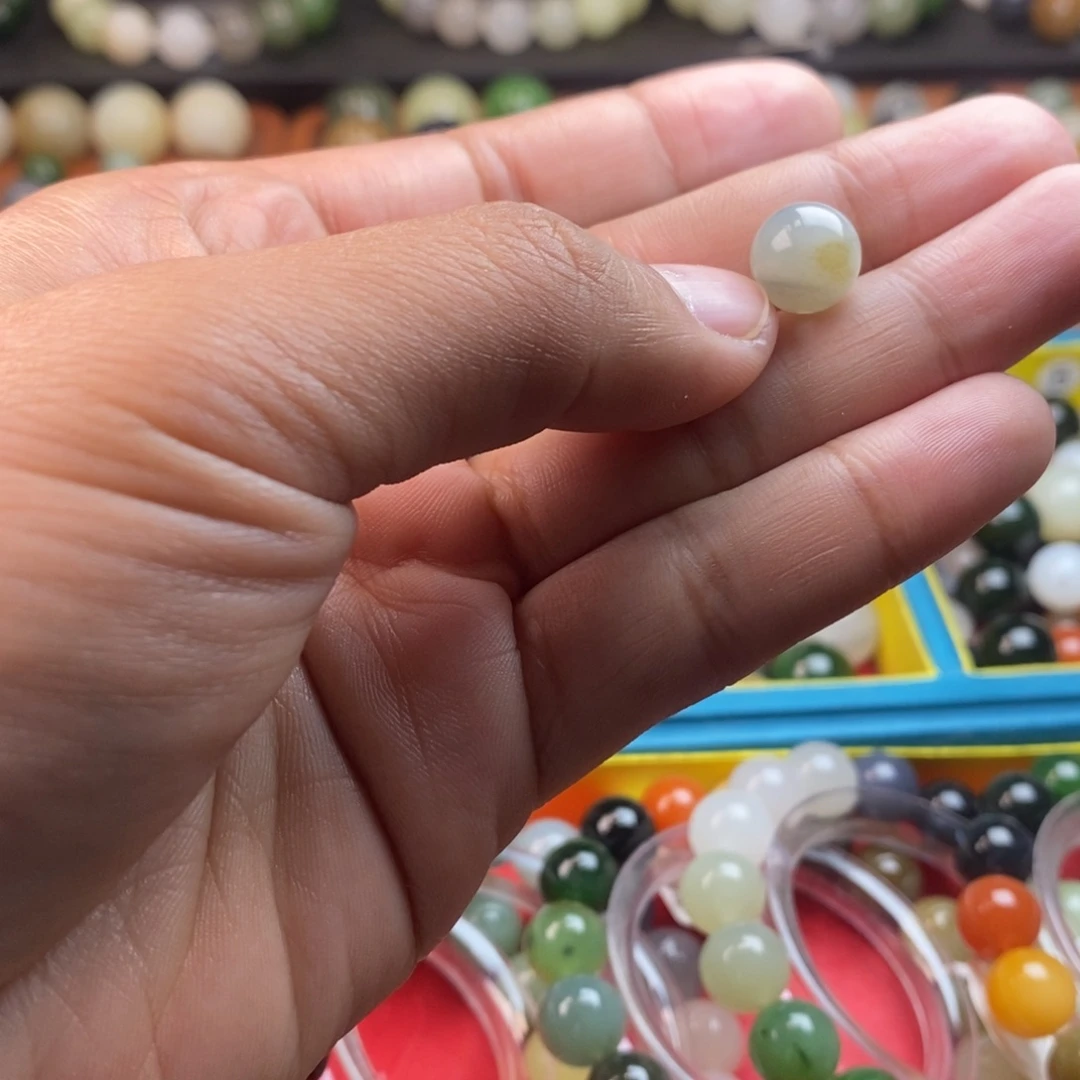 和田玉未镶嵌珠宝奇石卡10楼兰y